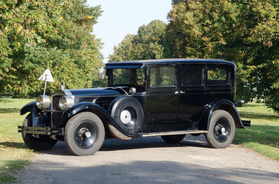  Packard Custom Eight 7-Passenger Sedan 1928 года  (фото 1 из 9)